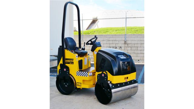 Used equipment sales roller asphalt 2 4ton vib mq in Tri-County Area