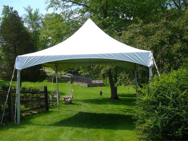 Where to find canopy 20x20 free stand h p in Chesterland